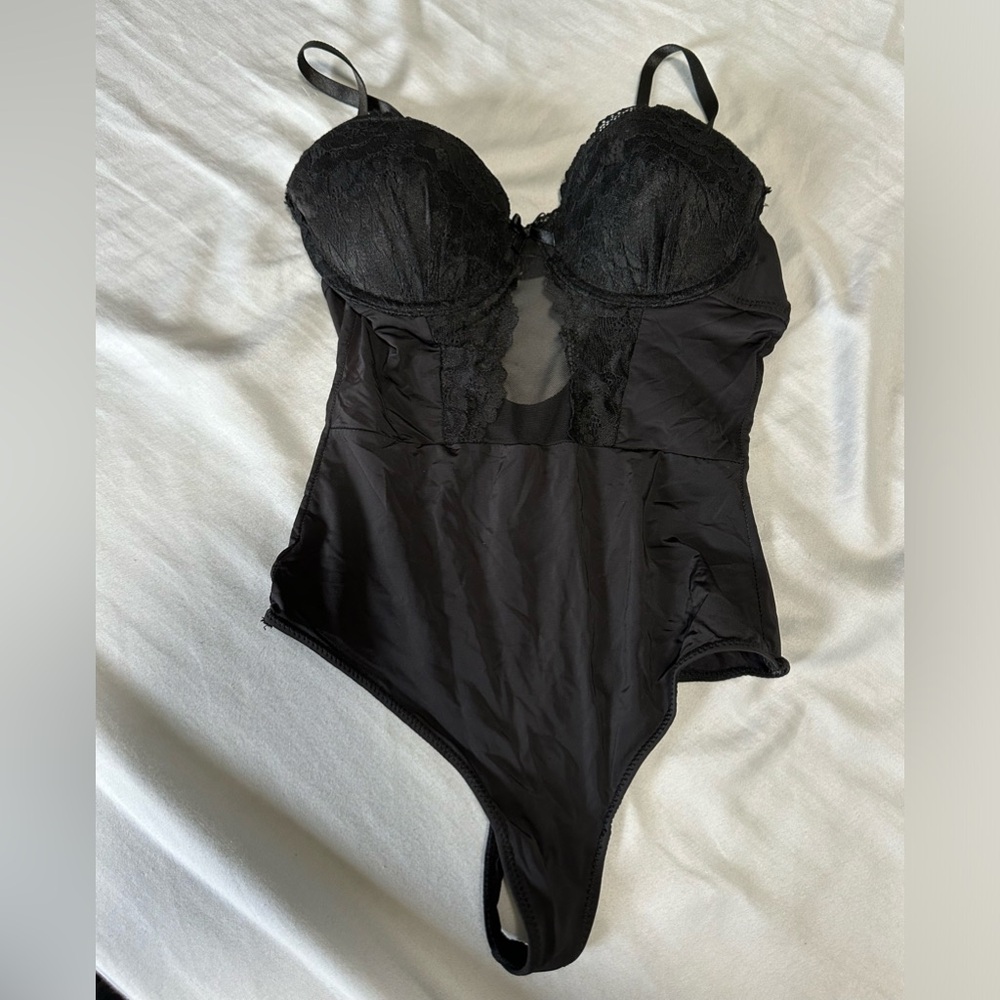 Women’s body suit
